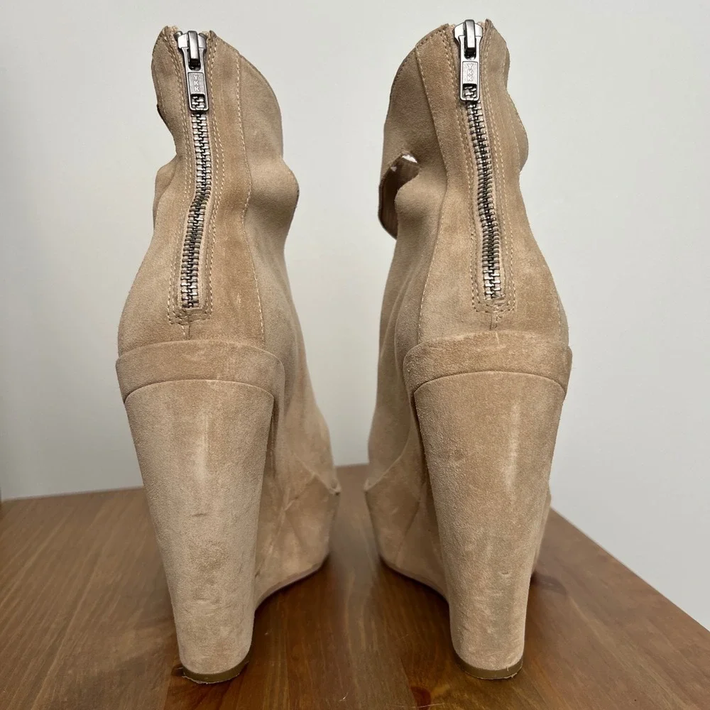 Ann Demeulemeester crafted from